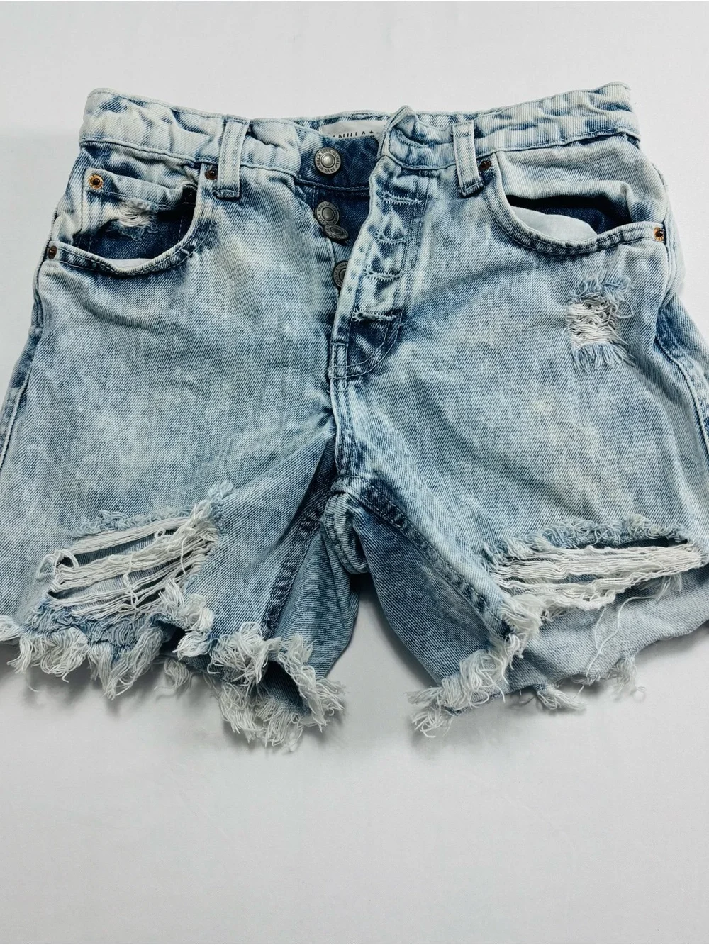 Light Wash Distressed Women’s Denim Shorts
